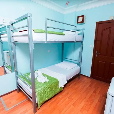 מלון Nehir אלאניה